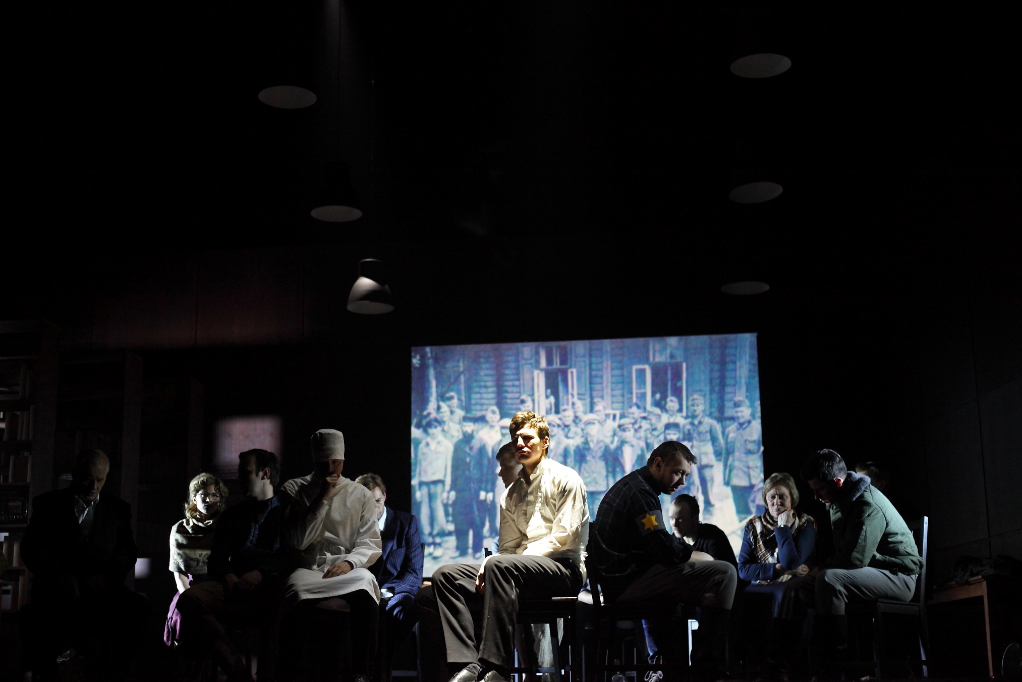 Skats no izrādes "Svina garša" // Foto – Agnese Zeltiņa